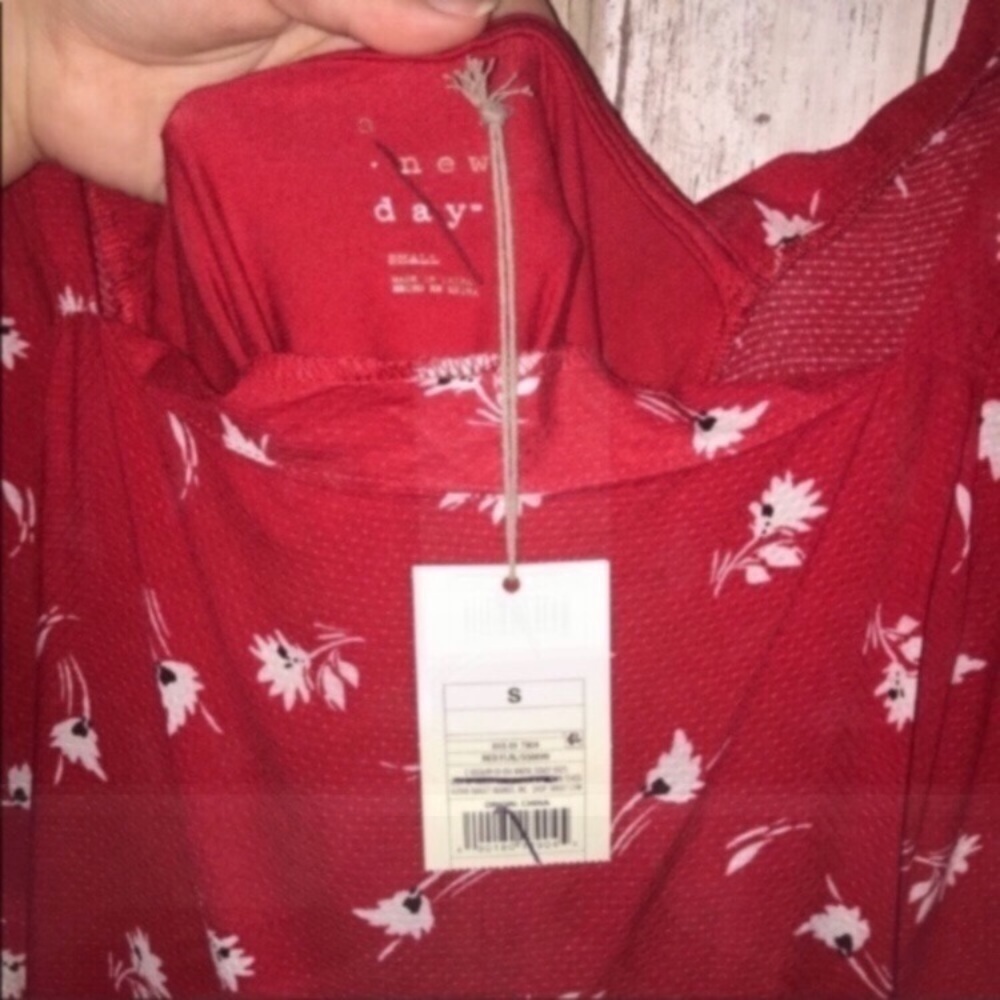 NWT A New Day Red Floral Square Neck Blouse - Picture 4 of 7